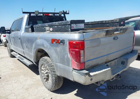 2022 Ford F-350 Xlt из США, поврежденный, VIN 1FT7W3BT6NEC34725